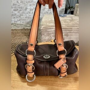 Coach Brown Pebbled Leather Satchel Tan Buckle Strap Shoulder Bag Hangtag